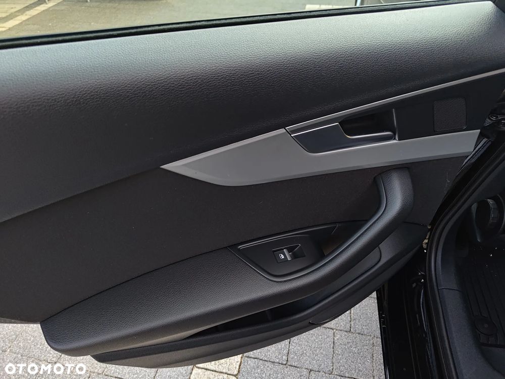 Audi A4 Avant 2.0 TDI Sport - 20