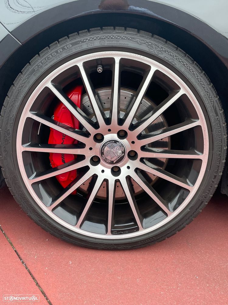 Mercedes-Benz CLA 45 AMG 4Matic Shooting Brake Speedshift 7G-DCT Night Edition - 8