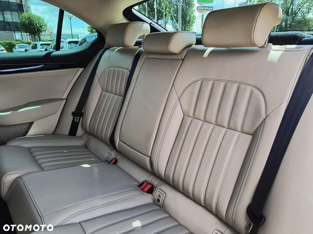 Skoda Superb 2.0 TSI 4x4 L&K DSG - 26