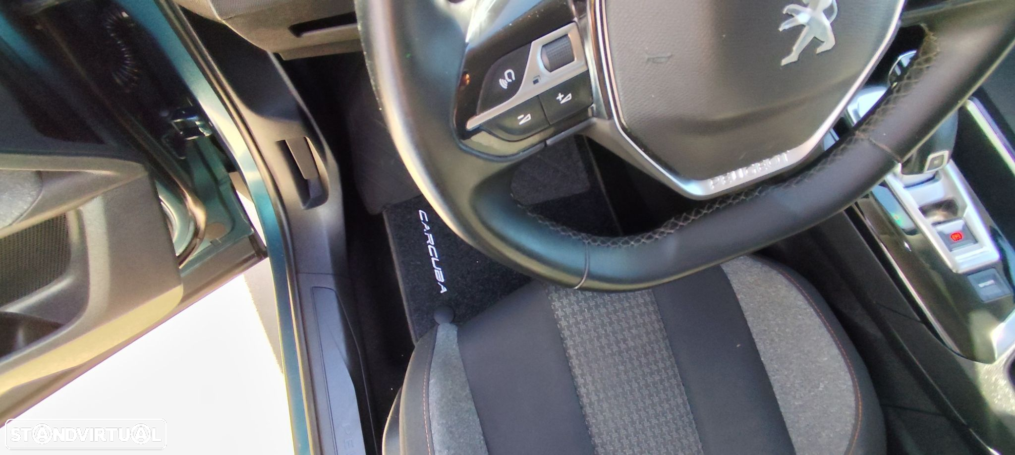 Peugeot 5008 1.6 BlueHDi Allure EAT6 - 30
