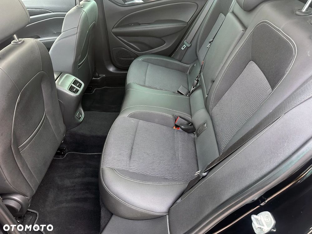 Opel Insignia 1.5 Direct Inj Turbo Ultimate Exclusive - 28