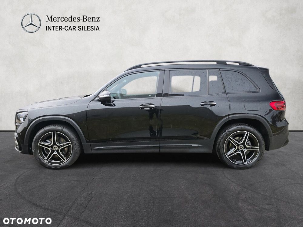 Mercedes-Benz GLB - 8