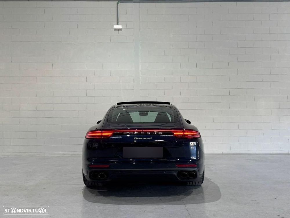Porsche Panamera - 5