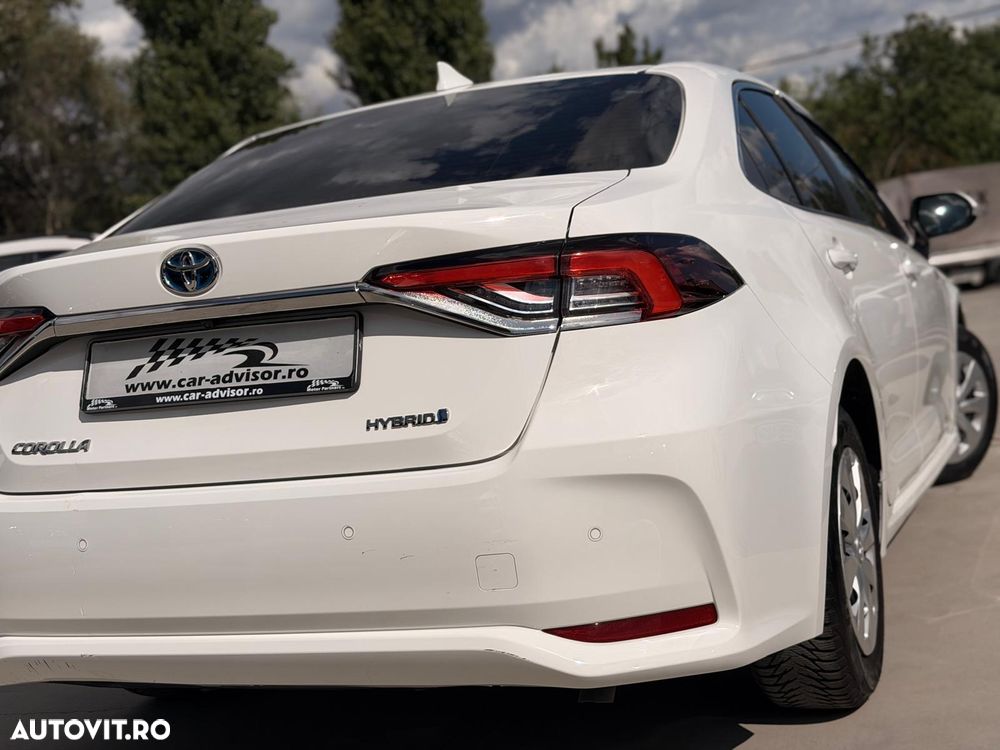 Toyota Corolla 1.8 HSD Dynamic - 13