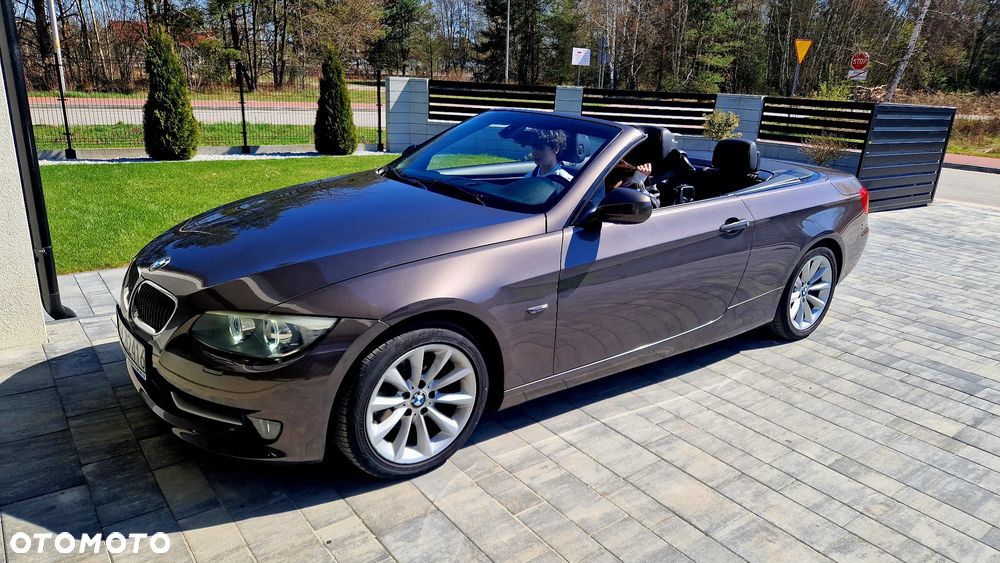 BMW Seria 3 318i M Sport Edition - 31