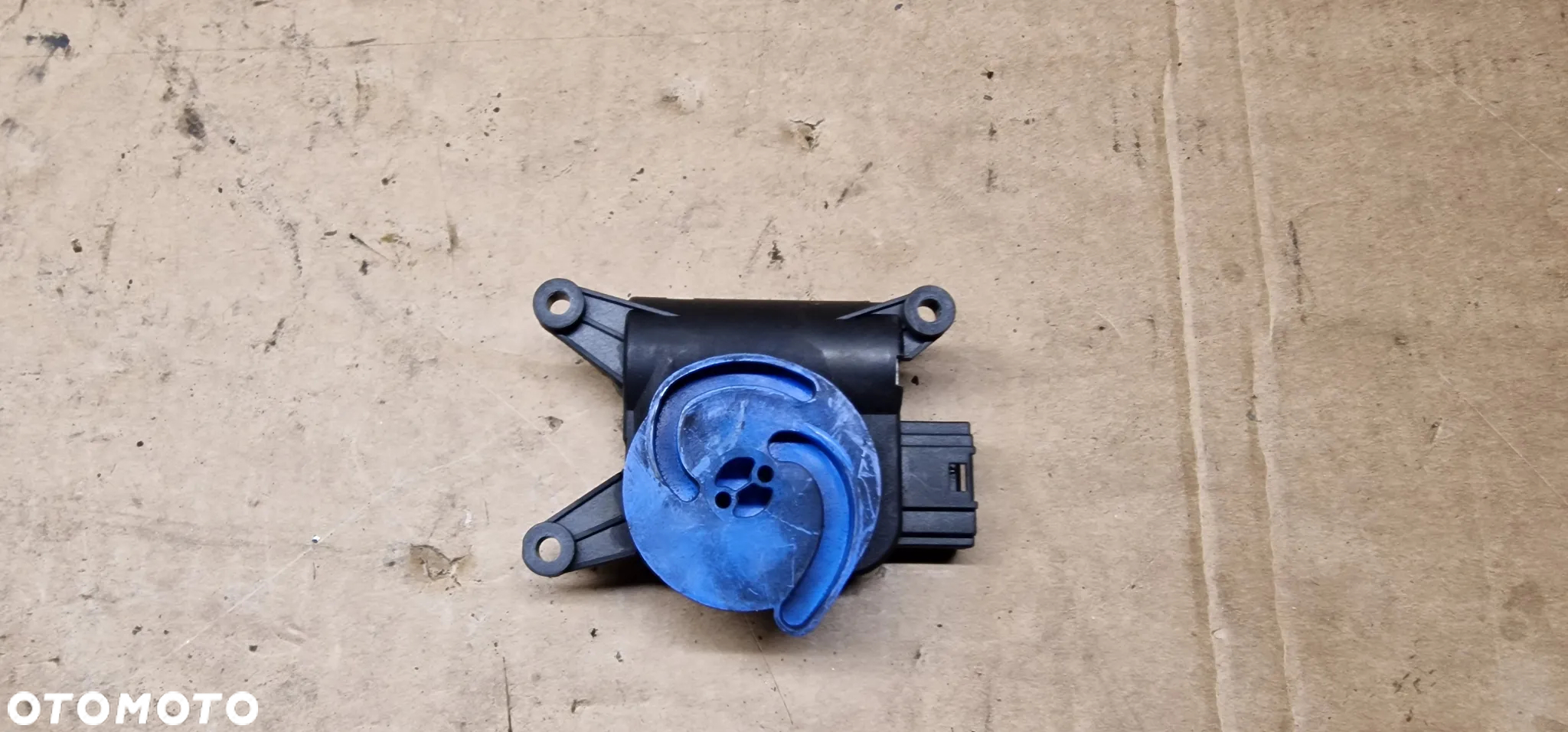 Silniczek klap nagrzewnicy Audi A4 B6 8E1820511E 0132801304 - 2