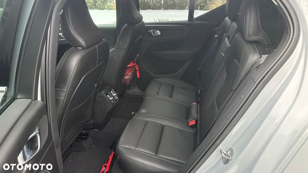 Volvo XC 40 B4 B Geartronic Momentum - 13