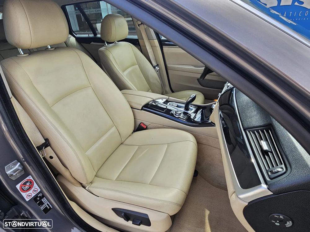 BMW 520 d Line Luxury Auto - 14