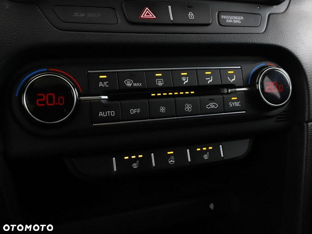 Kia ProCeed 1.6 T-GDI GT DCT - 28