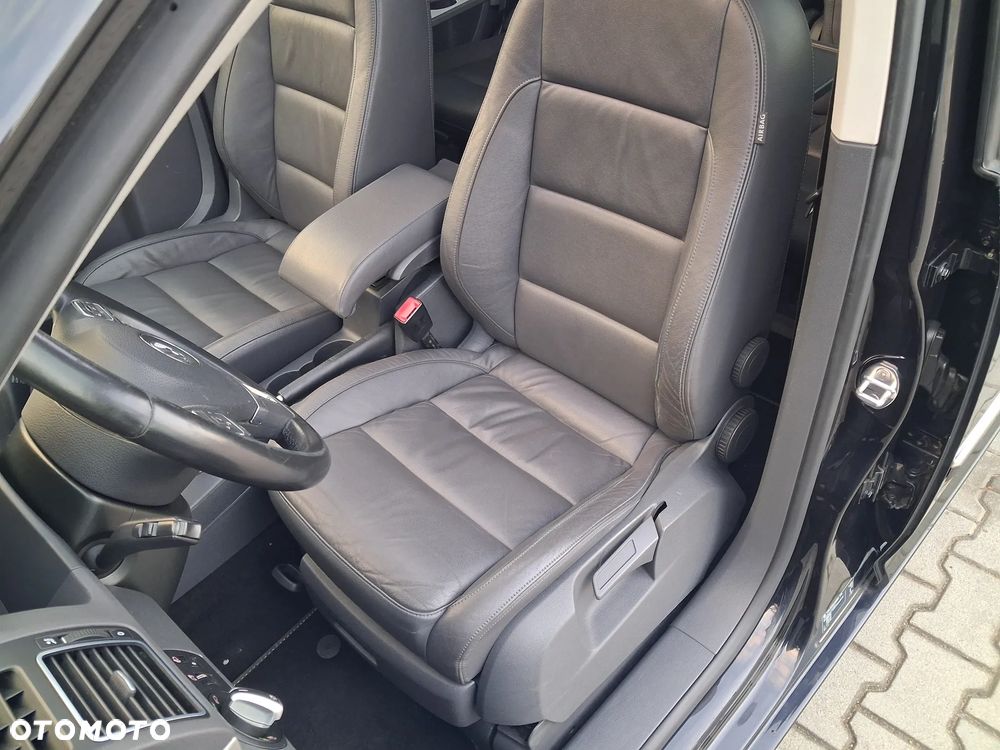 Volkswagen Touran 2.0 TDI Highline DSG - 25