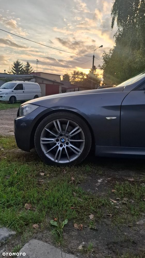 BMW Seria 3 330d - 14