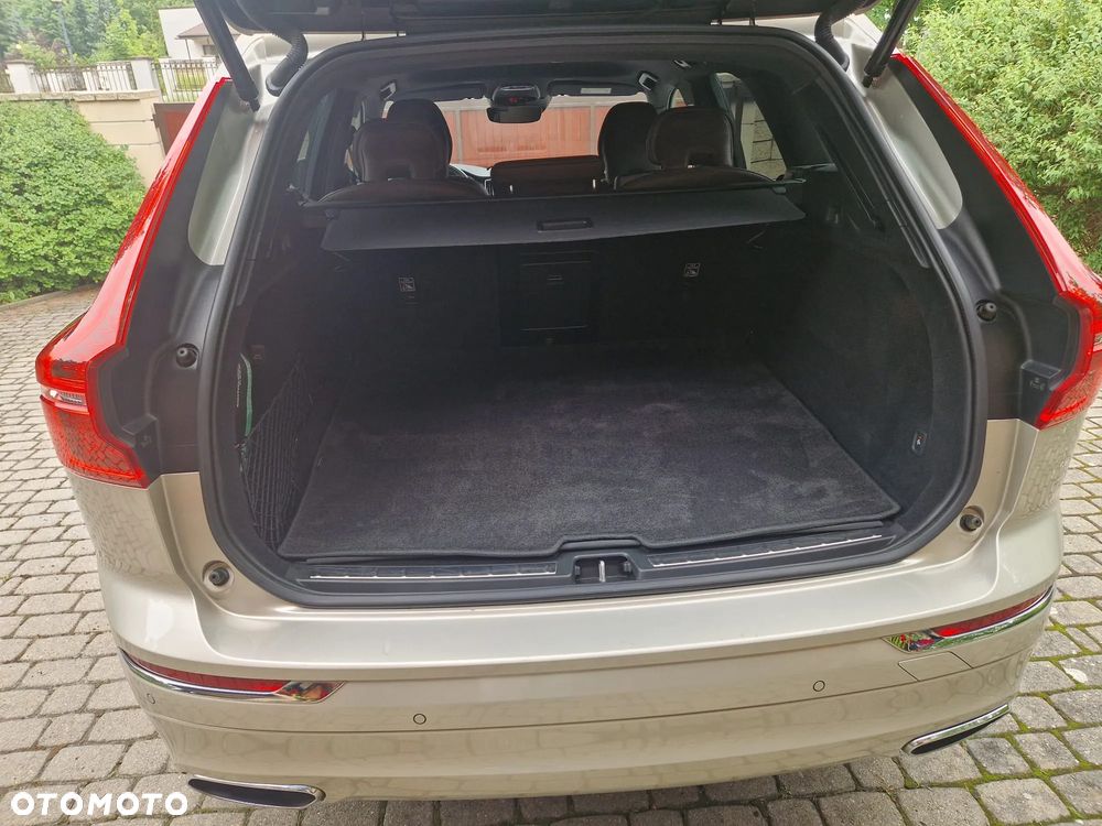 Volvo XC 60 B4 B Geartronic Inscription - 17