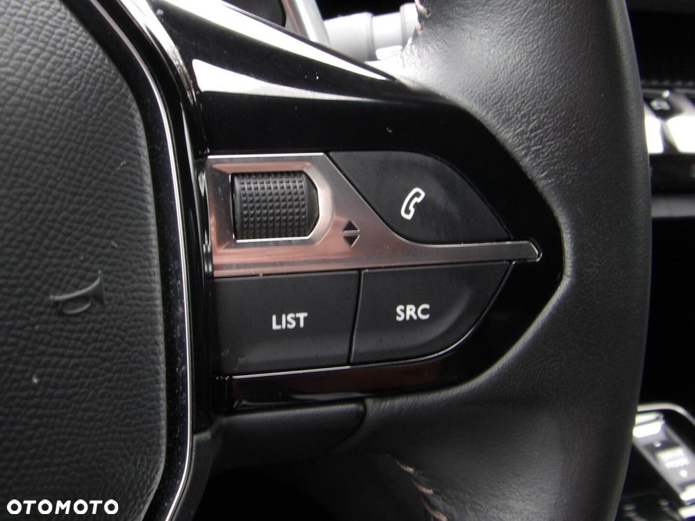 Peugeot 5008 1.5 BlueHDi Allure Pack S&S EAT8 - 29