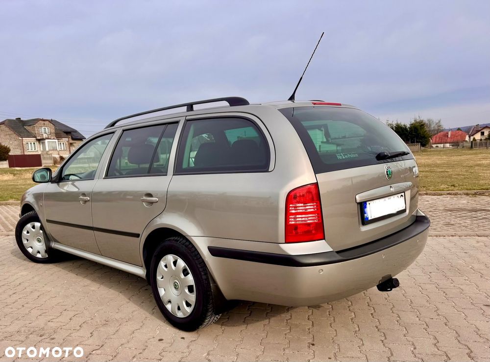 Skoda Octavia - 2