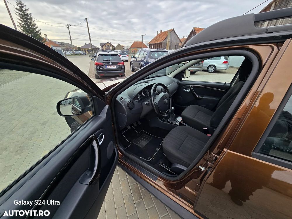 Dacia Duster 1.6 16V 4x2 Essentiel - 10