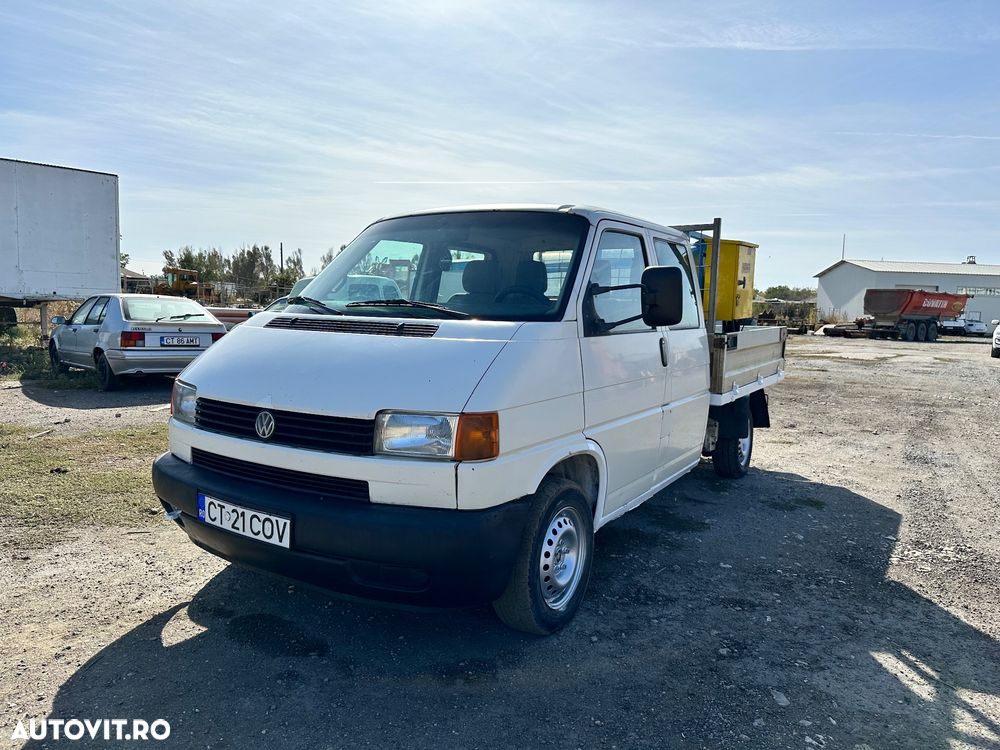 Volkswagen Transporter - 1