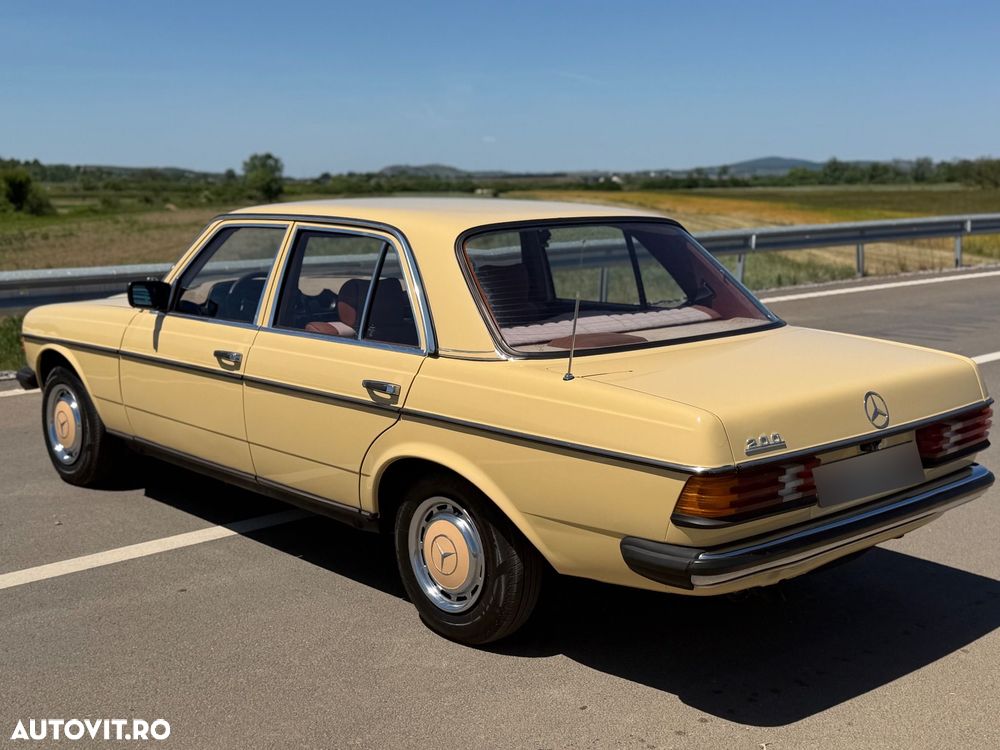 Mercedes-Benz W123 - 10