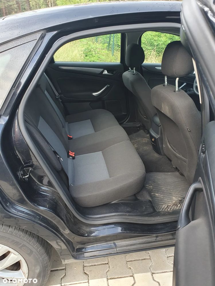 Ford Mondeo 1.6 Silver X - 8