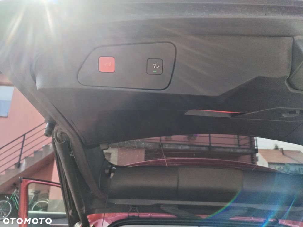 Peugeot 3008 1.6 PureTech Hybrid PHEV Allure Pack S&S EAT8 - 20
