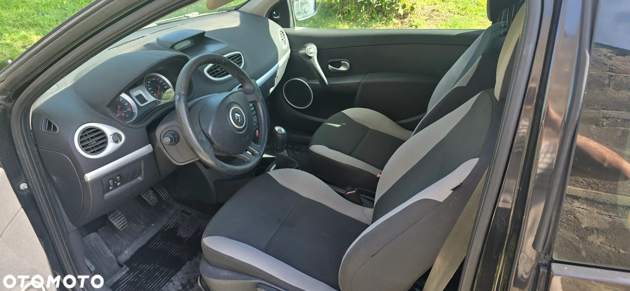 Renault Clio 1.2 16V All Inclusive - 5