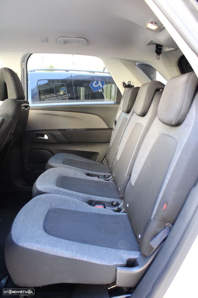 Citroën C4 Spacetourer PureTech 130 Stop&Start EAT8 SHINE - 26