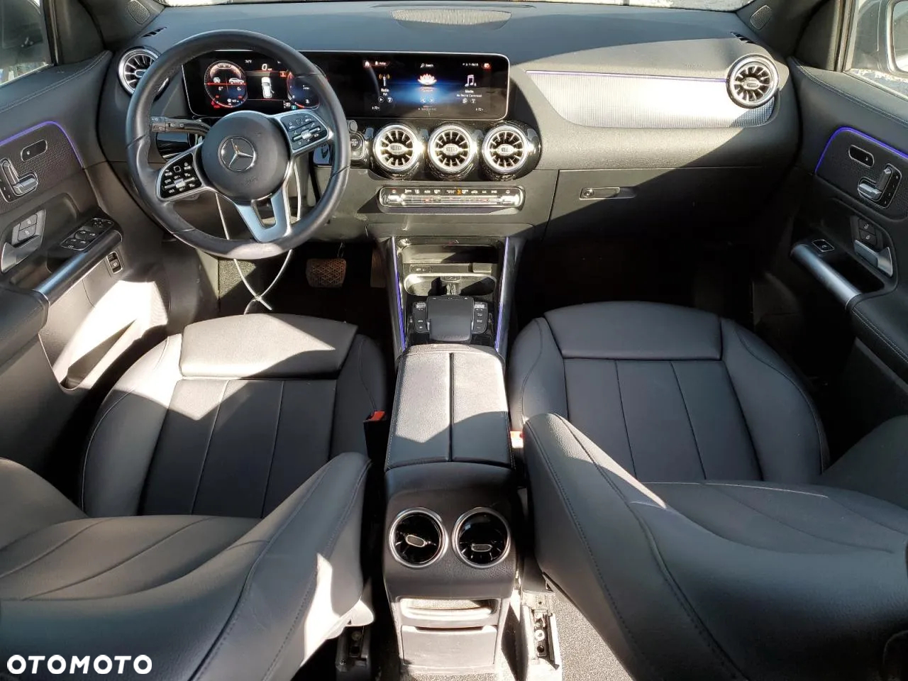 Mercedes-Benz GLA 250 4-Matic - 8
