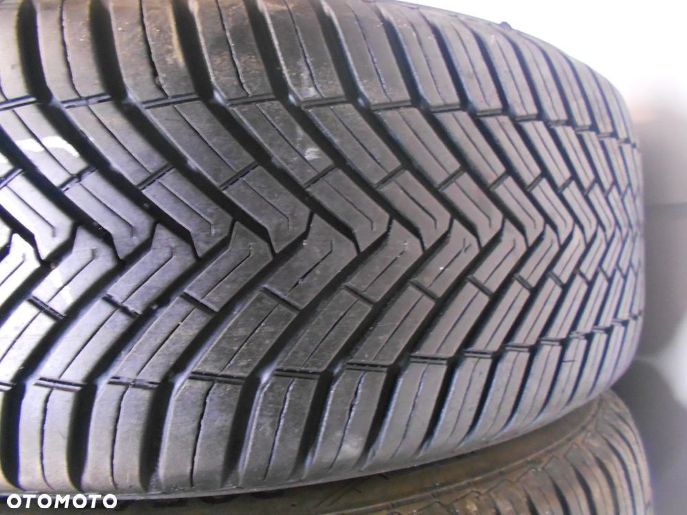 OPONY 205/55R16 CONTINENTAL ALL SEASON CONTACT XL DOT 4821 7.7MM - 4