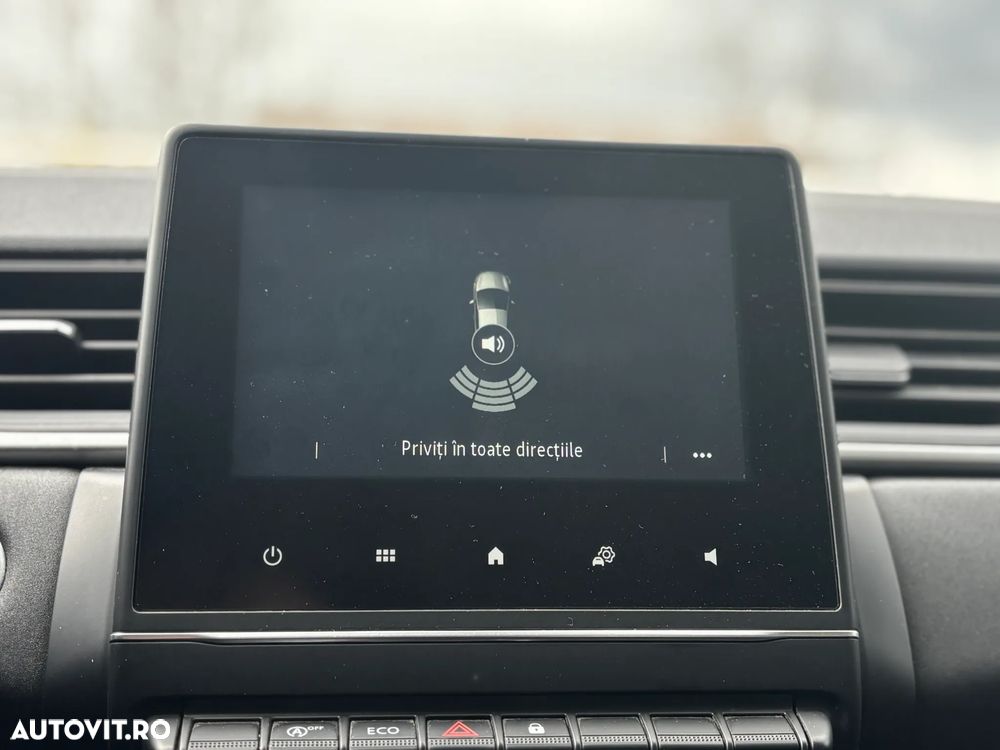 Renault Captur MHEV 140 Techno - 19