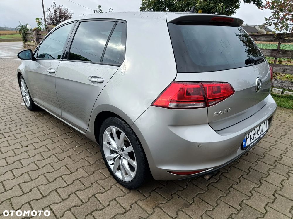 Volkswagen Golf 1.4 TSI BlueMotion Technology DSG Highline - 4