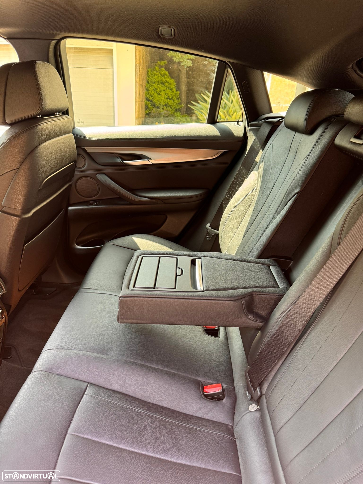 BMW X6 40 d xDrive Pack M - 24