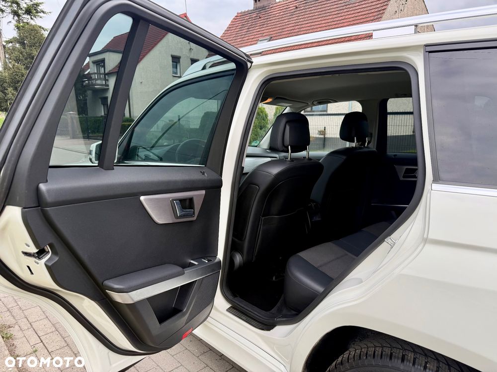 Mercedes-Benz GLK 350 CDI DPF 4Matic 7G-TRONIC - 22