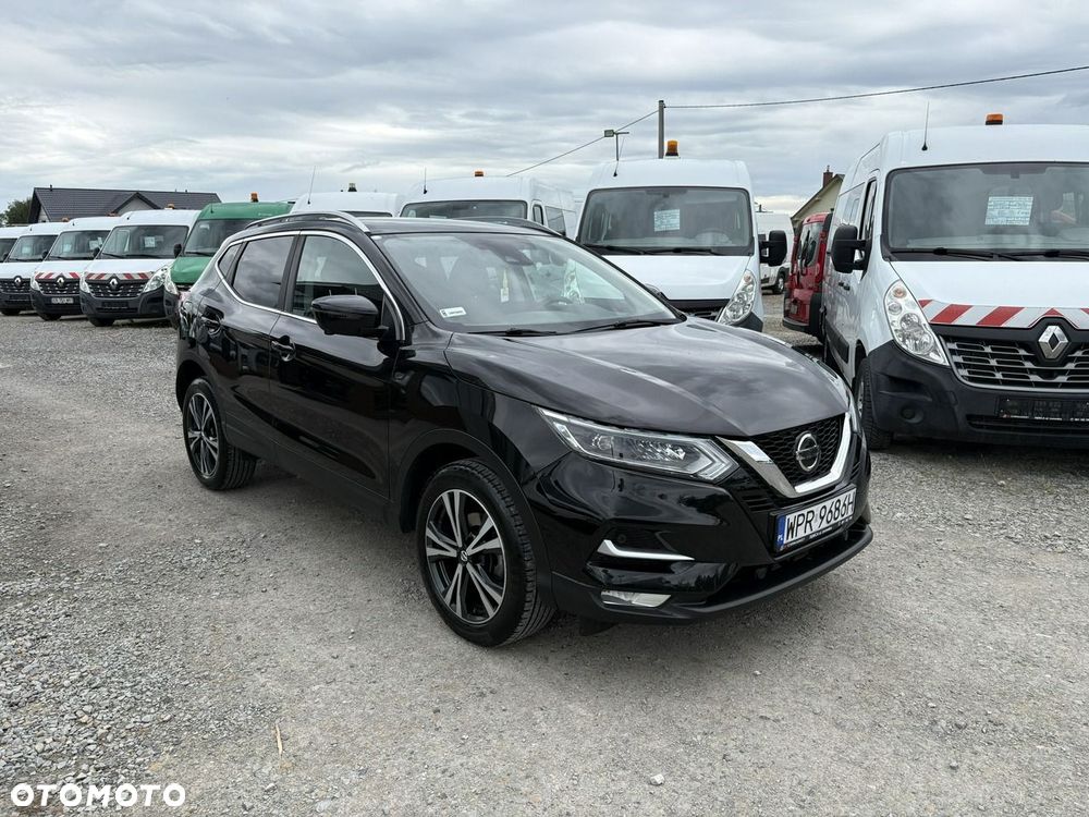 Nissan Qashqai - 2