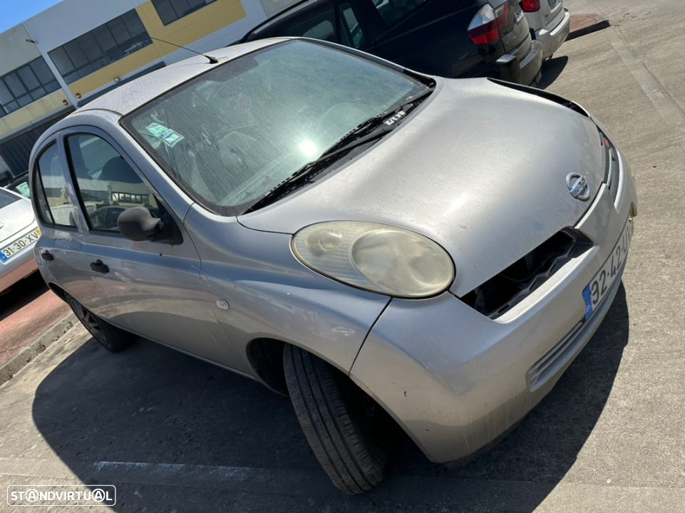 Nissan Micra K12 ano 2003 para peças - 2