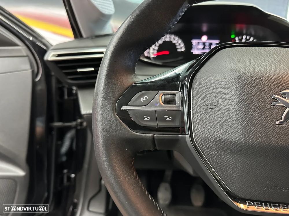 Peugeot 208 1.2 PureTech Active Pack - 13