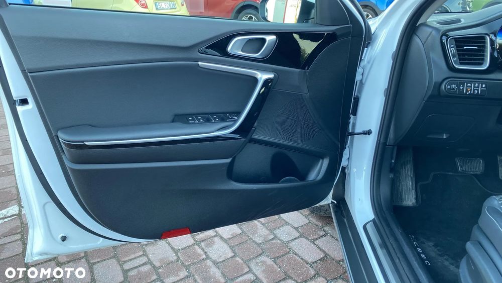 Kia XCeed 1.6 GDI PHEV Business Line DCT - 15