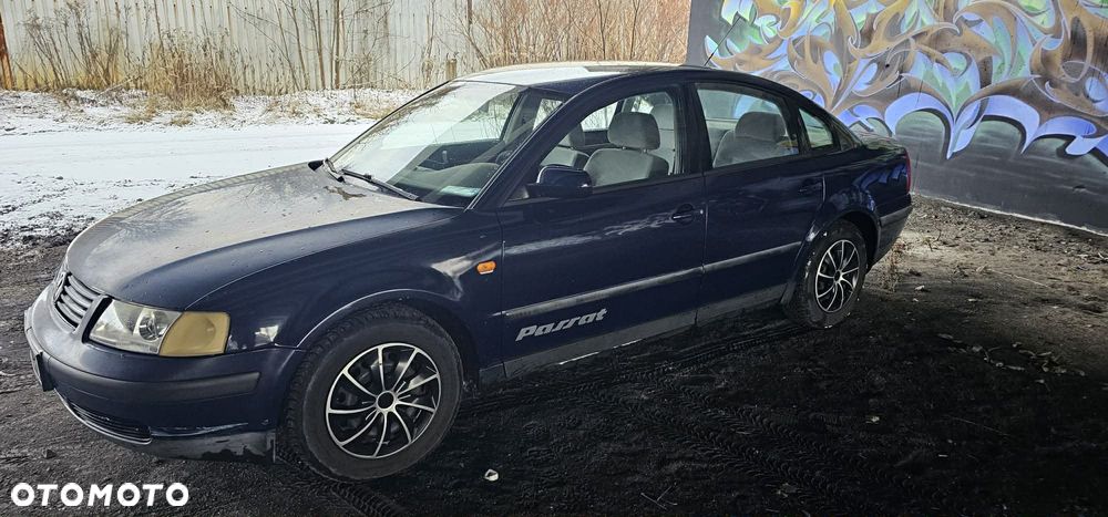 Volkswagen Passat 1.6 CL - 3