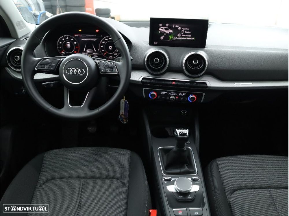 Audi Q2 30 TFSI Advanced - 18