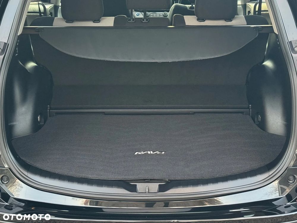 Toyota RAV4 - 11