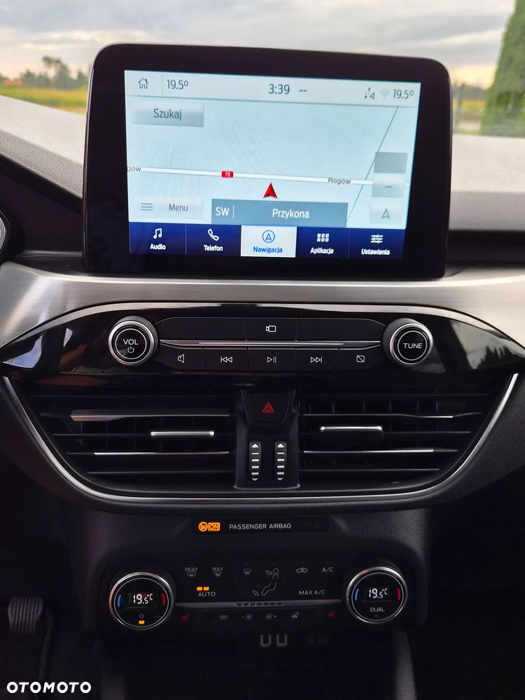 Ford Kuga 1.5 EcoBoost TITANIUM - 15