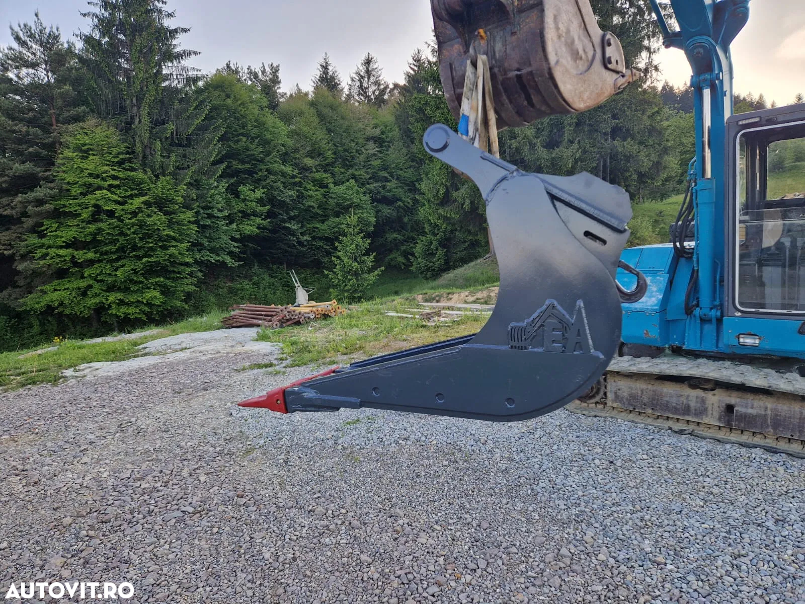Cupa excavare colmatare excavator - 3