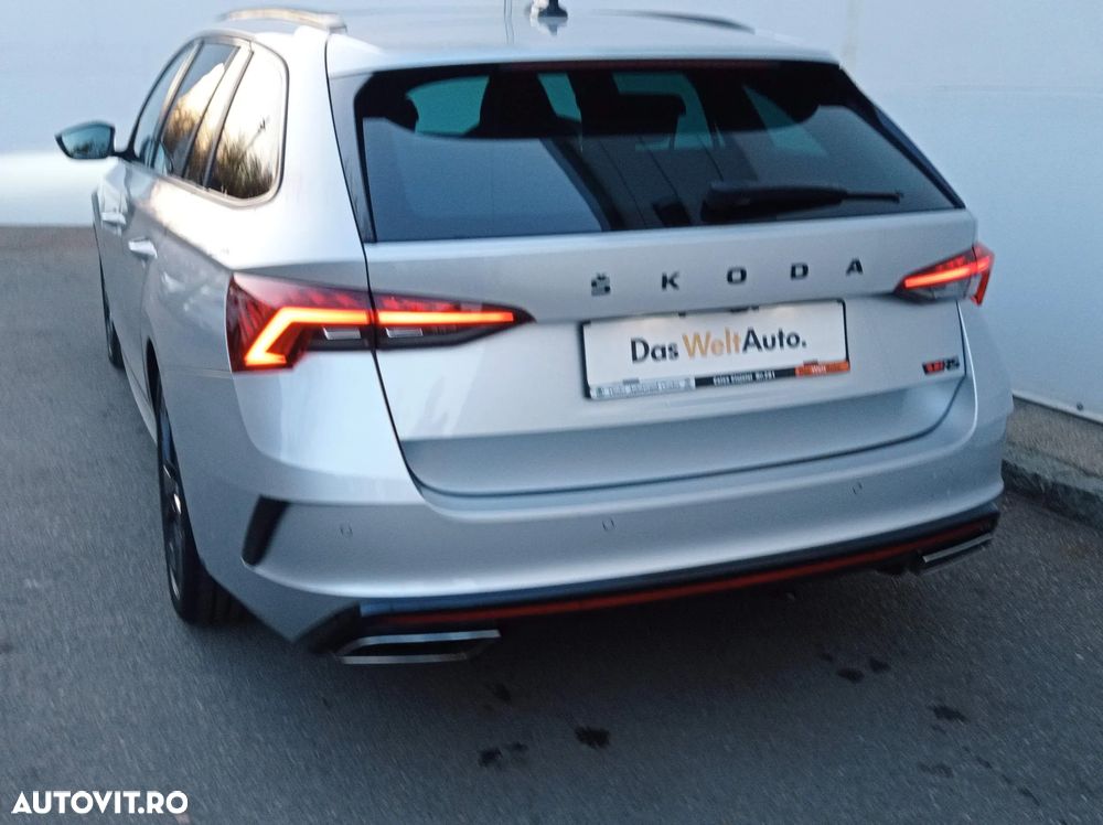 Skoda Octavia Combi RS 2.0 TDI DSG 4X4 - 13