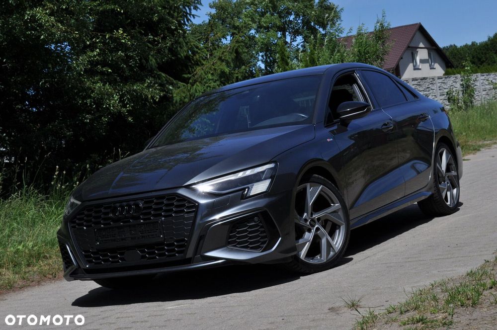 Audi A3 Limousine - 1
