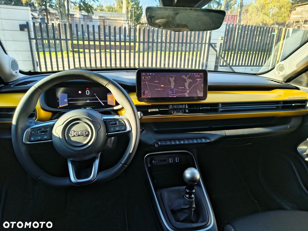 Jeep Avenger 1.2 GSE T3 Summit FWD - 10