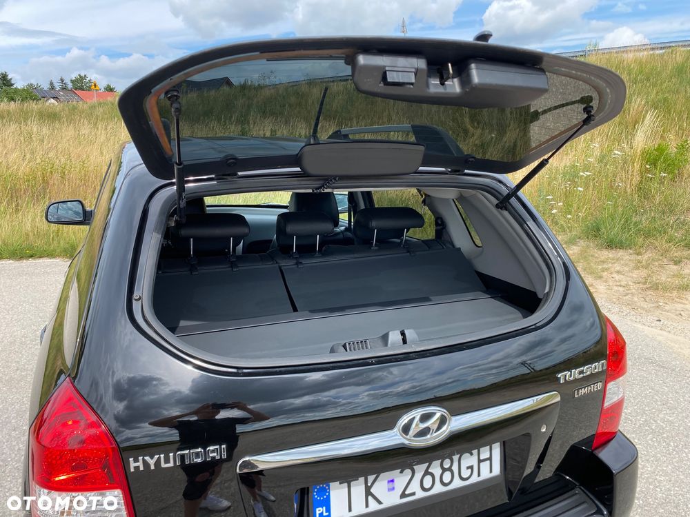 Hyundai Tucson 2.0 2WD GLS Navi - 8