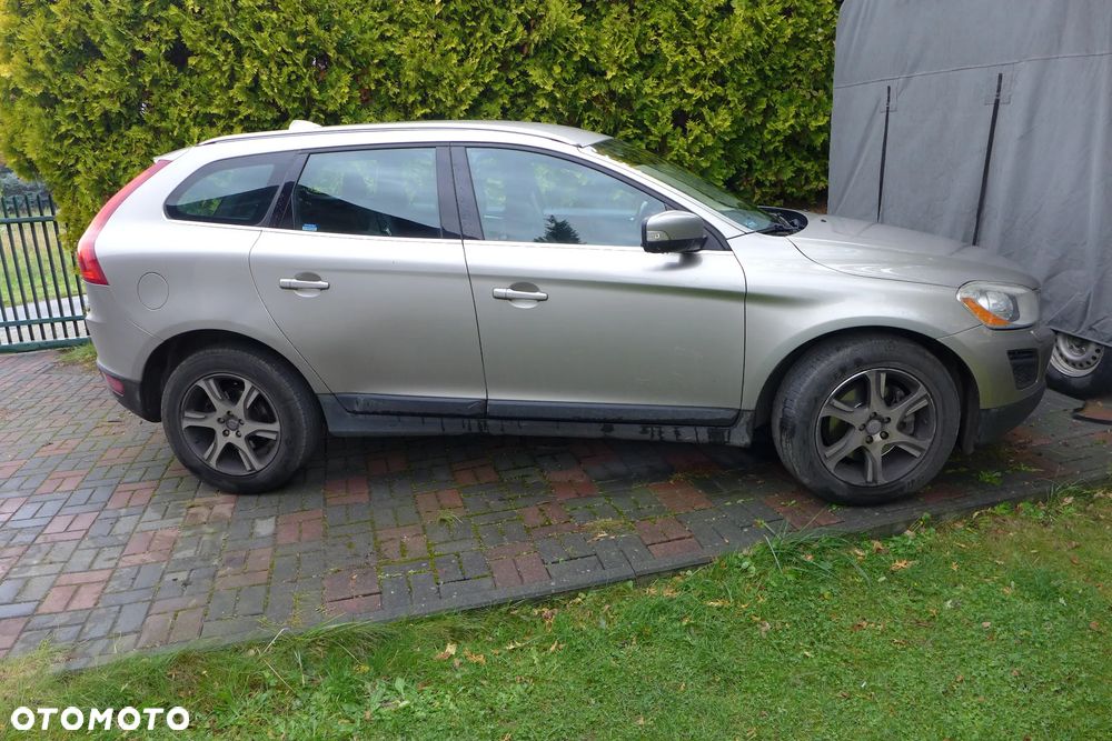 Volvo XC 60 - 1
