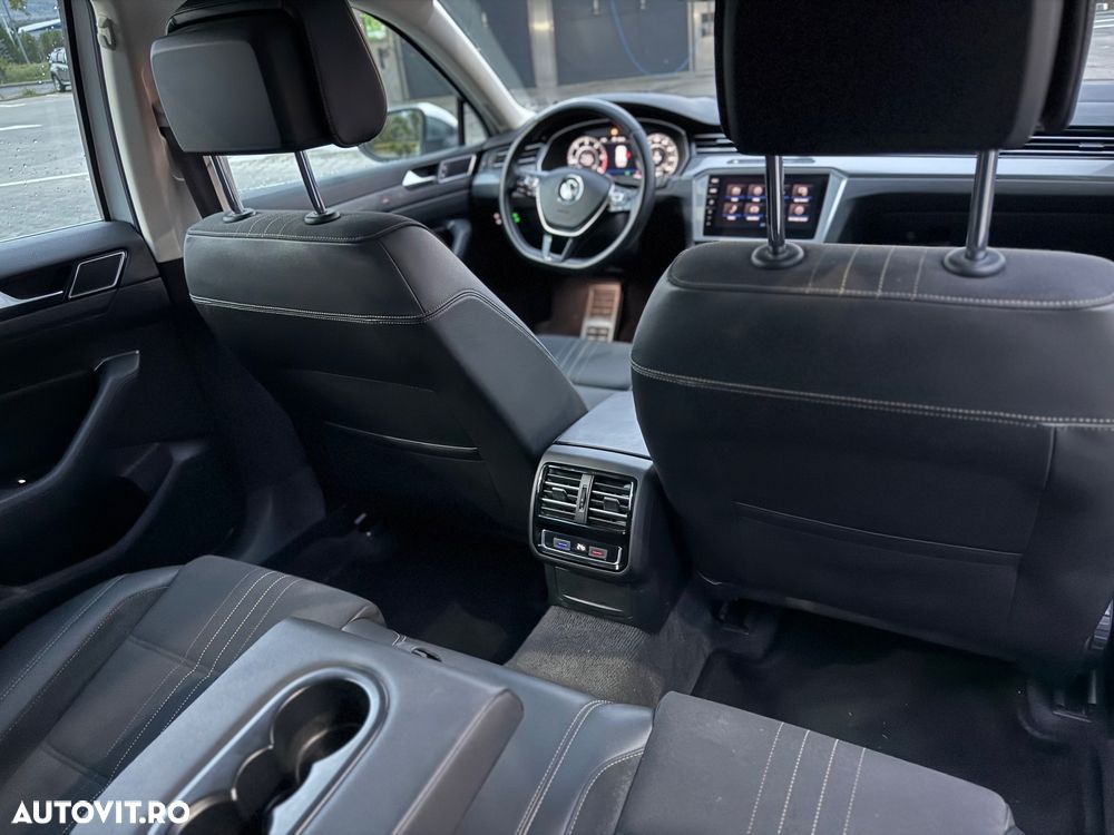 Volkswagen Passat Alltrack - 8