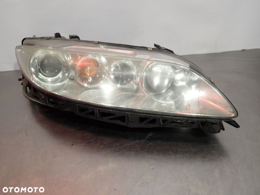 LAMPA PRAWA PRZEDNIA SOCZEWKA MAZDA 6 I - 1