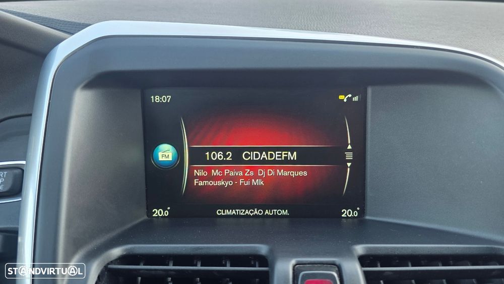 Volvo XC 60 2.4 D5 R-Design AWD S/S 139g - 33