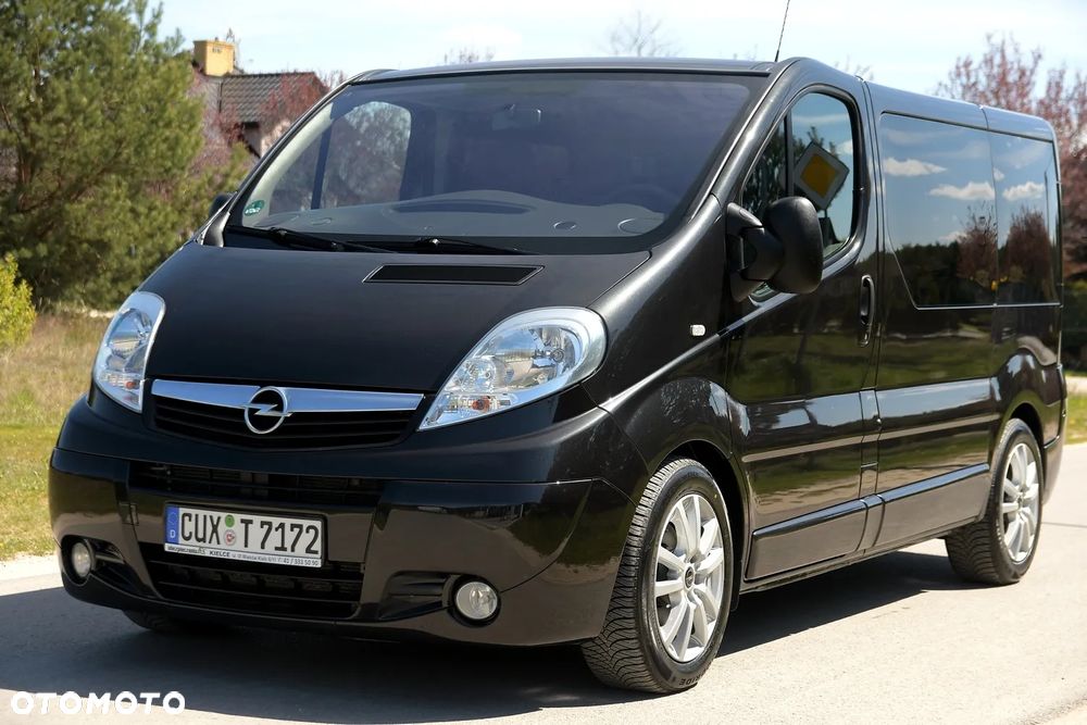 Opel Vivaro - 8