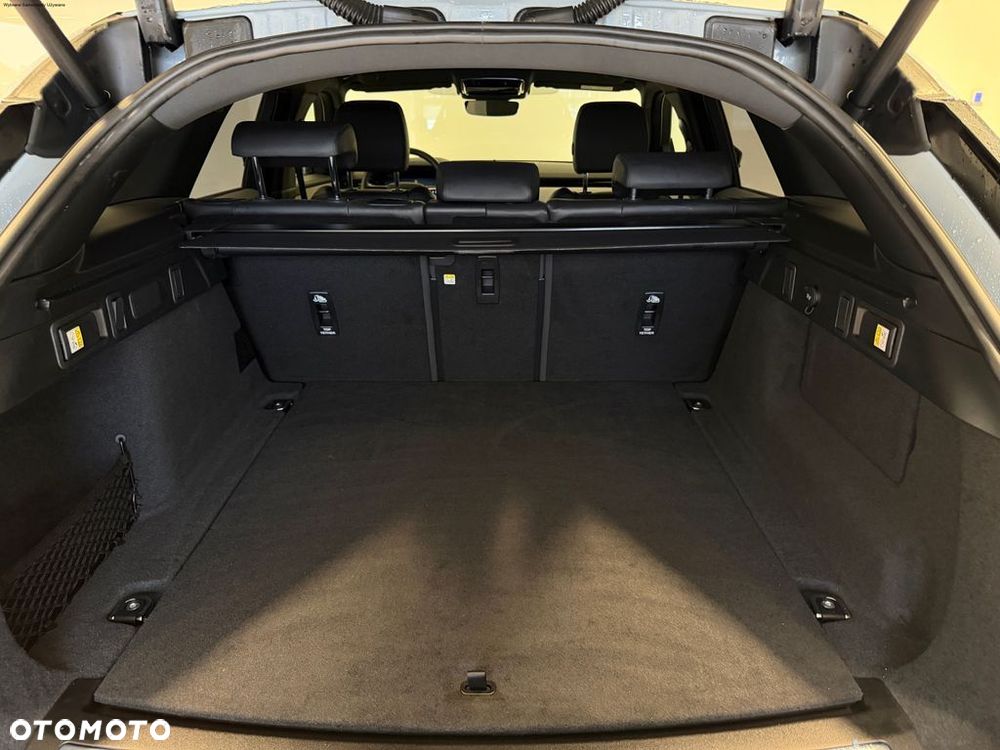 Land Rover Range Rover Velar 2.0 P250 Dynamic SE - 25